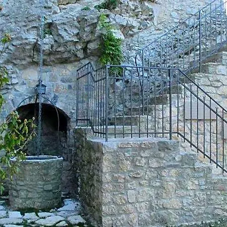 In Petrella Guidi With Garden Views Hotel 4*
