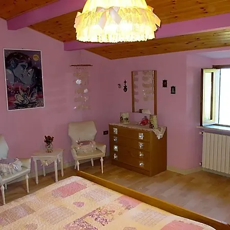 Hotel In Petrella Guidi With Garden Views SantʼAgata Feltria