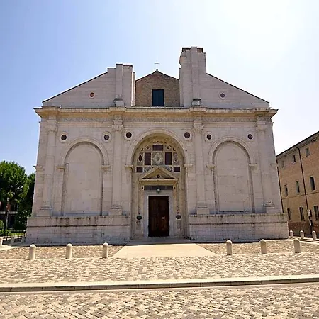 In Petrella Guidi With Garden Views 4*